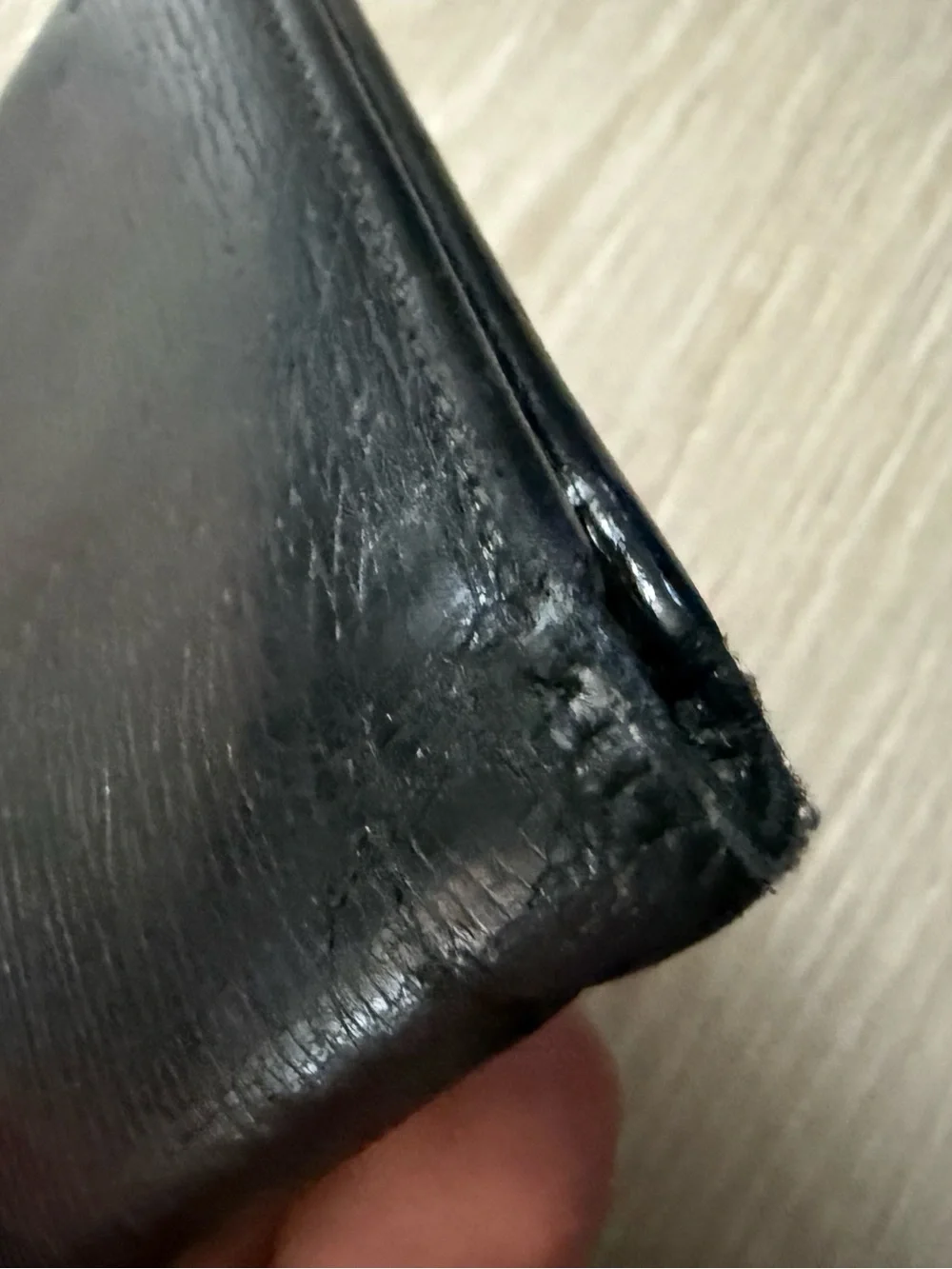 PRELOVED Gucci Black Leather Men's Bi-Fold Wallet